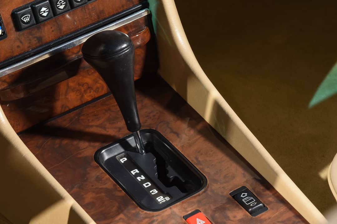 1989 Mercedes-Benz 560SL 560 SL — photo 16