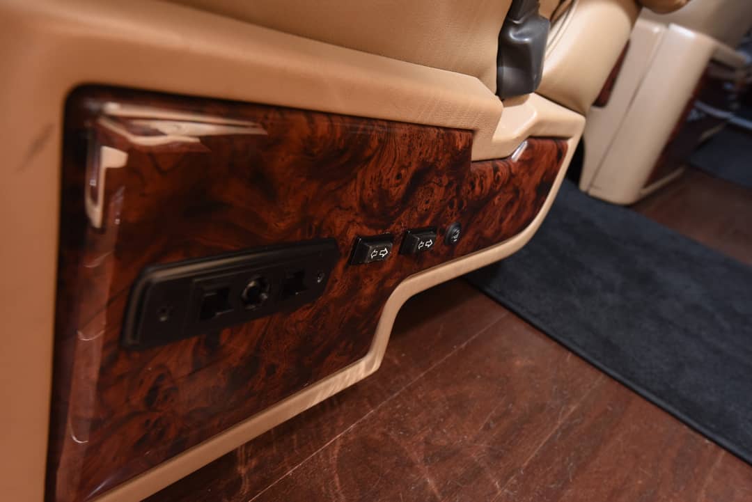 2013 Mercedes-Benz Sprinter Luxury Bus 2500 — photo 17