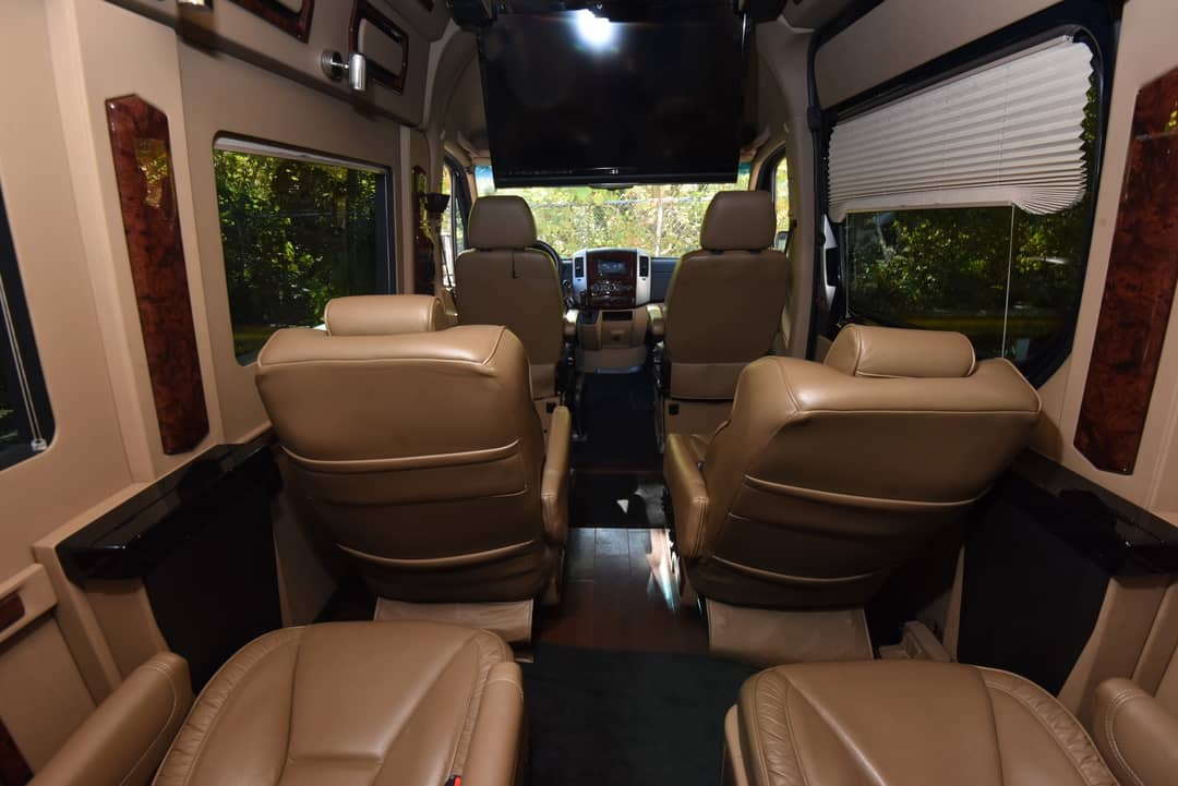2013 Mercedes-Benz Sprinter Luxury Bus 2500 — photo 24