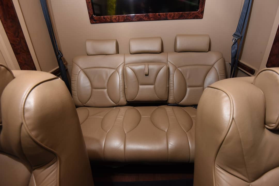 2013 Mercedes-Benz Sprinter Luxury Bus 2500 — photo 10