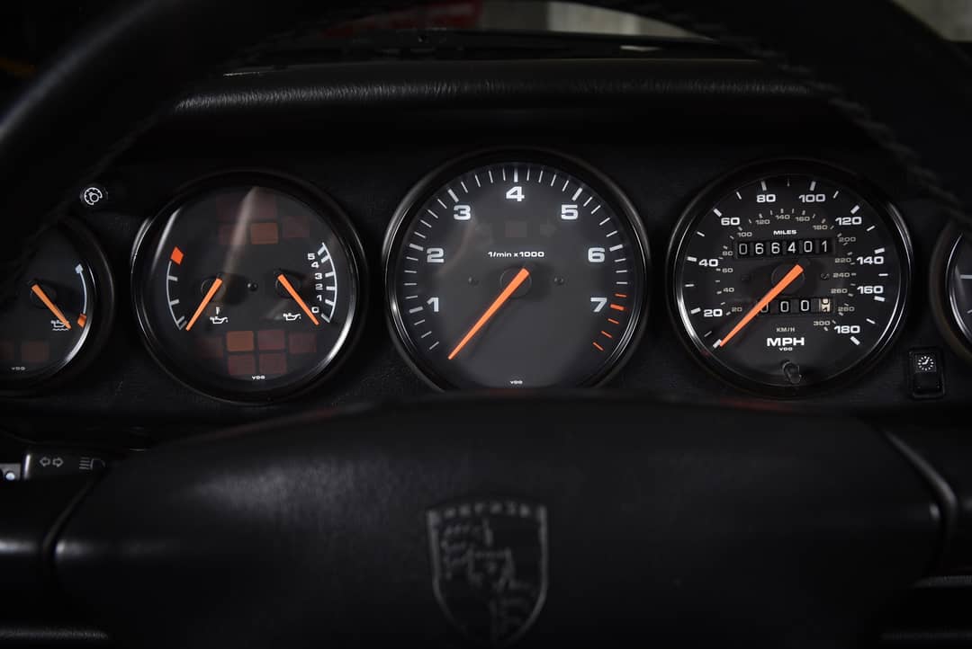1996 Porsche 911 Carrera — photo 33