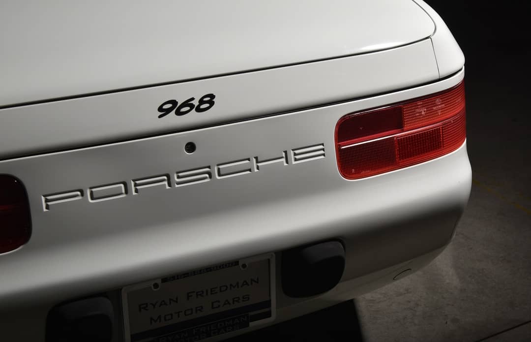 1994 Porsche 968 — photo 11