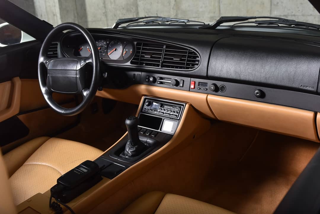 1994 Porsche 968 — photo 21