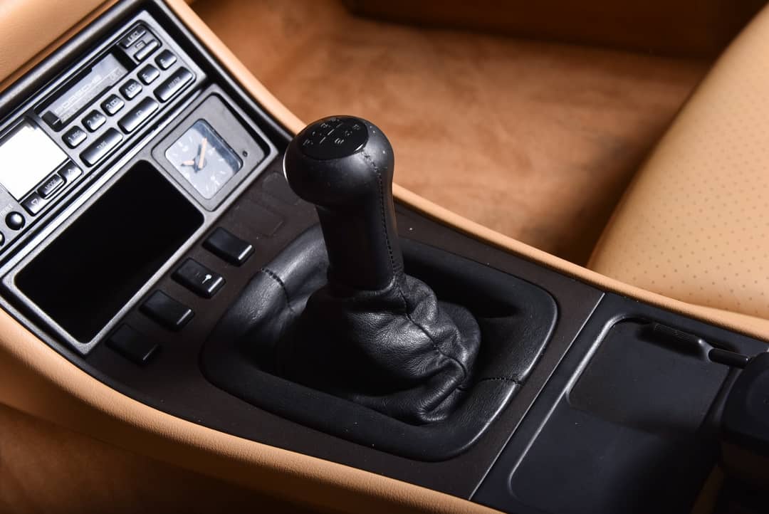 1994 Porsche 968 — photo 31