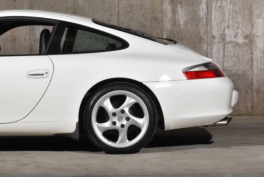 2003 Porsche 911 Carrera — photo 11