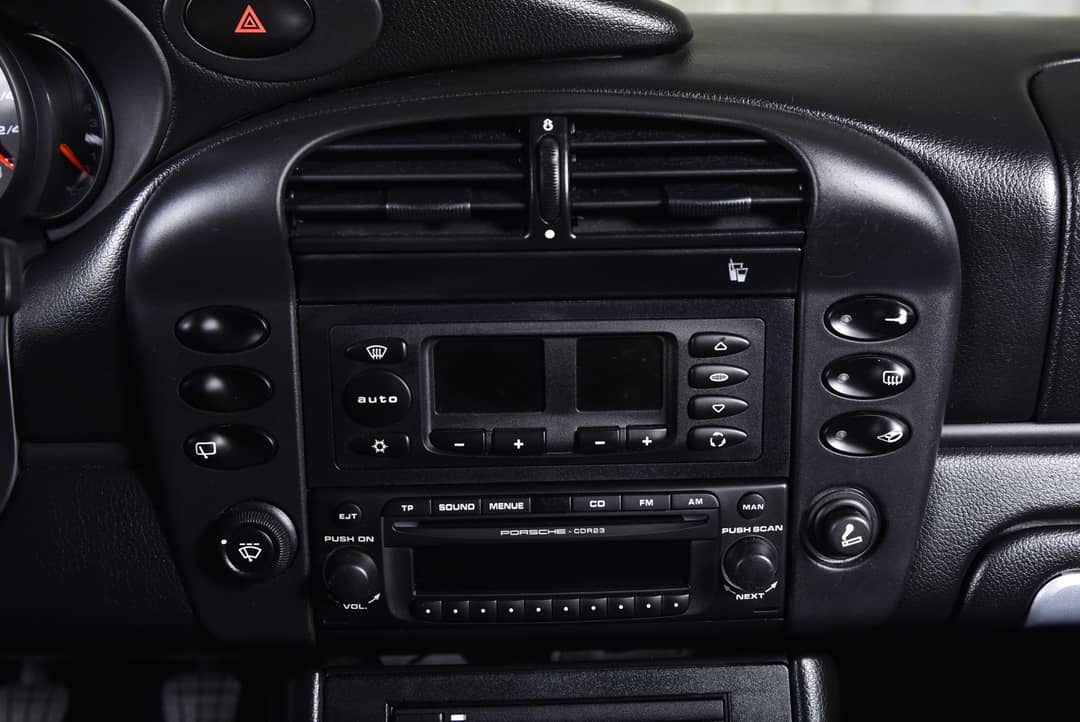 2003 Porsche 911 Carrera — photo 22