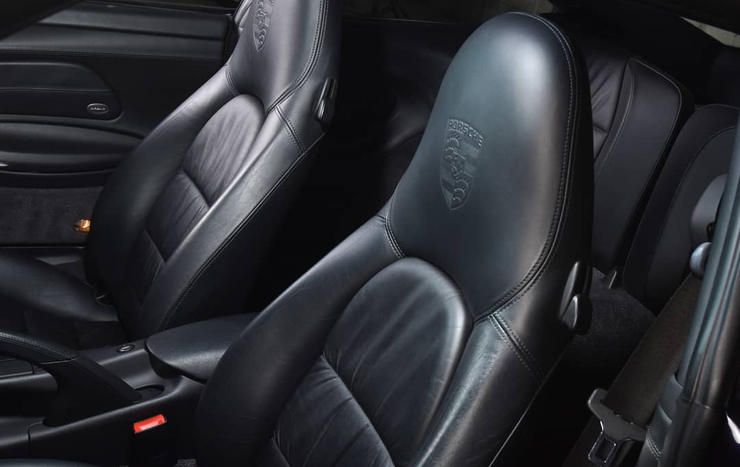 2002 Porsche 911 Carrera 4S — photo 19