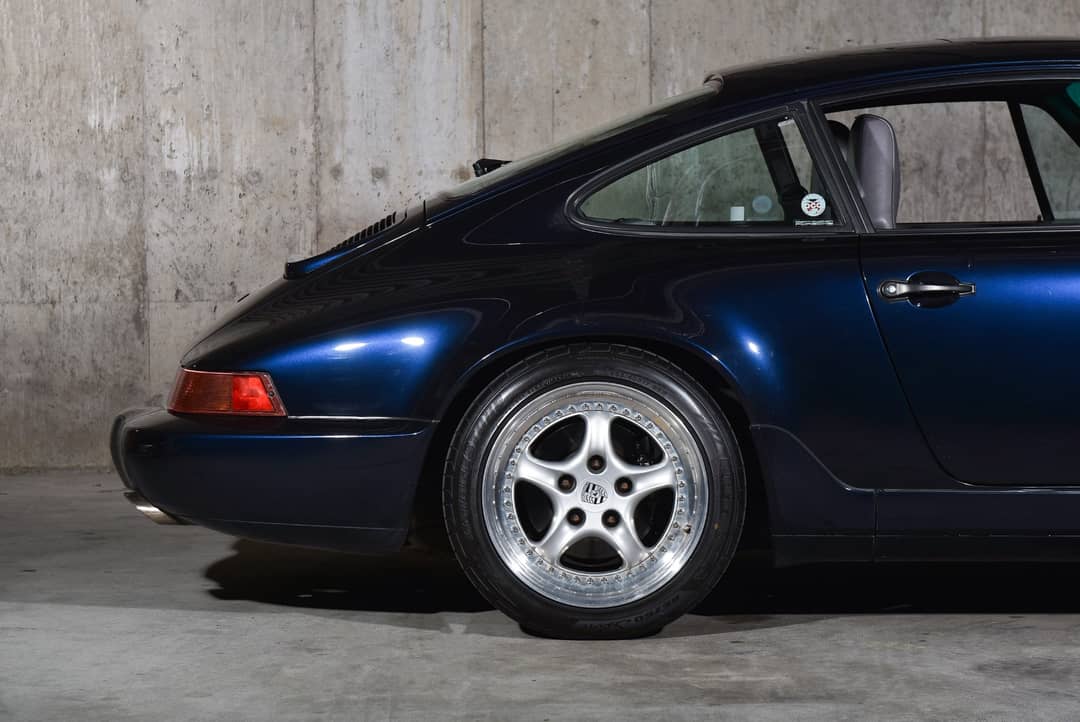 1992 Porsche 911 Carrera 4 — photo 15