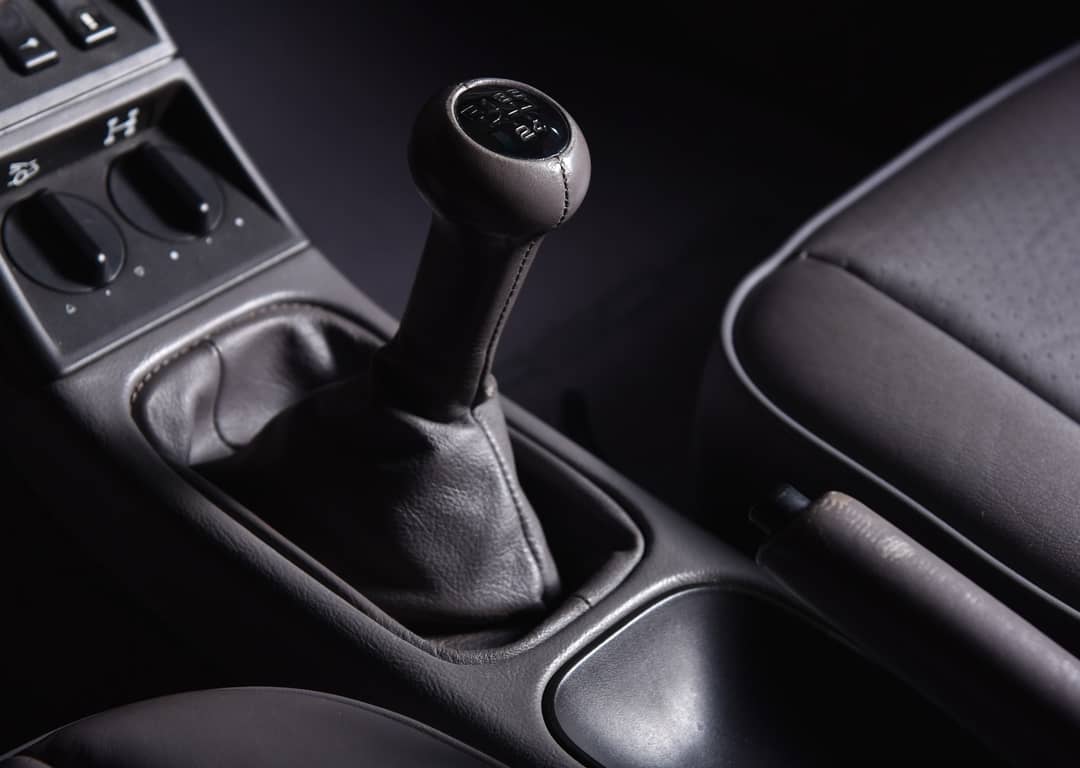 1992 Porsche 911 Carrera 4 — photo 27