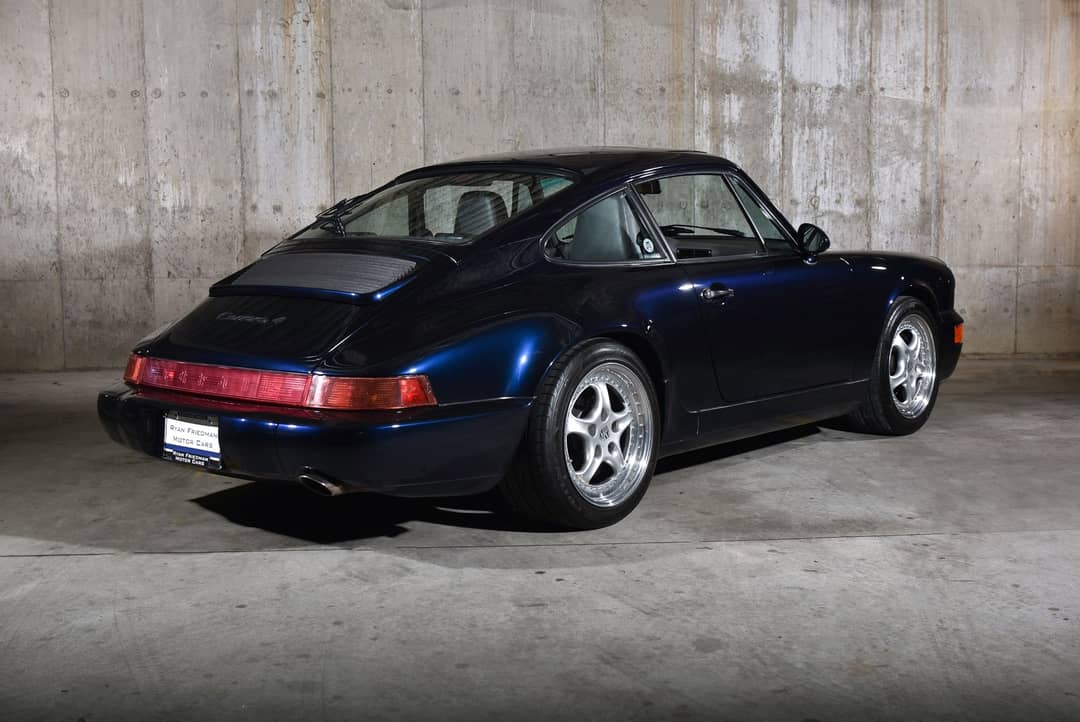 1992 Porsche 911 Carrera 4 — photo 4