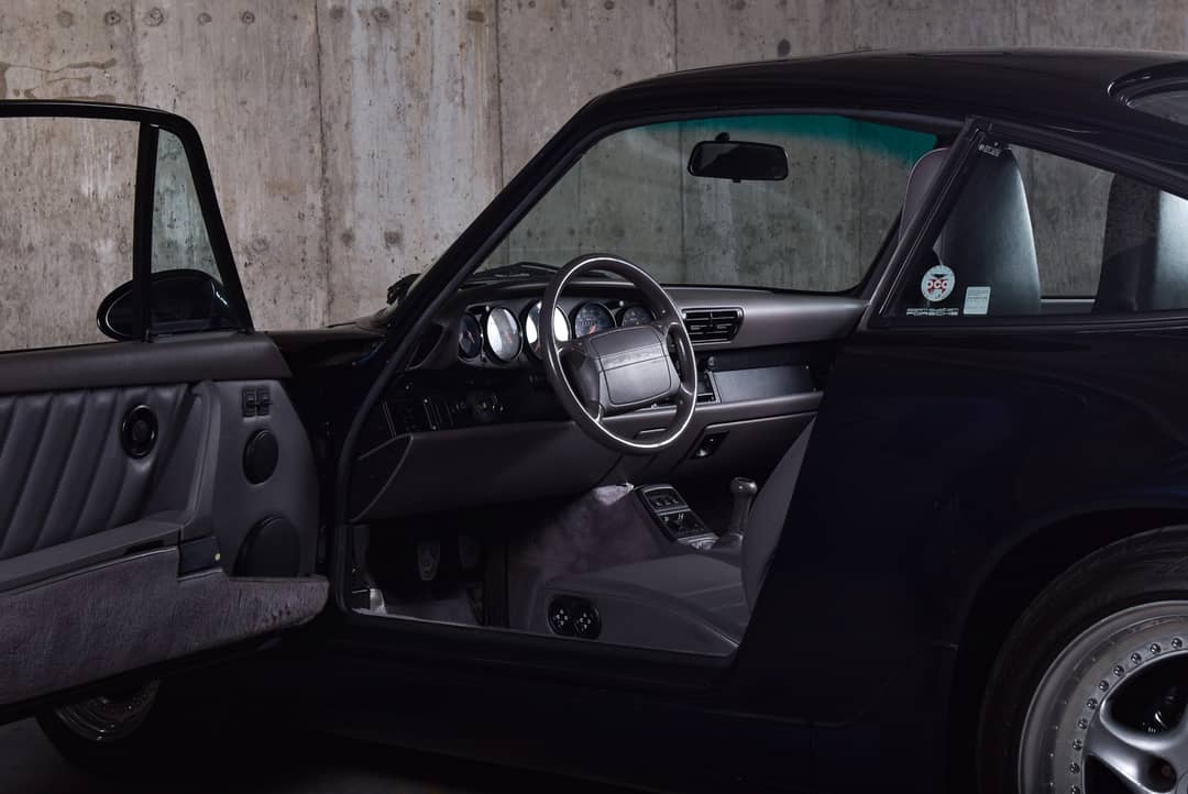 1992 Porsche 911 Carrera 4 — photo 38