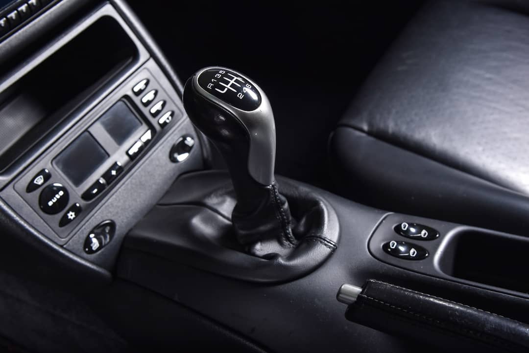 2001 Porsche 911 Carrera — photo 24