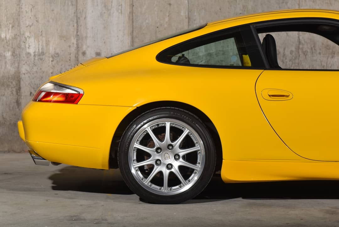 2001 Porsche 911 Carrera — photo 9