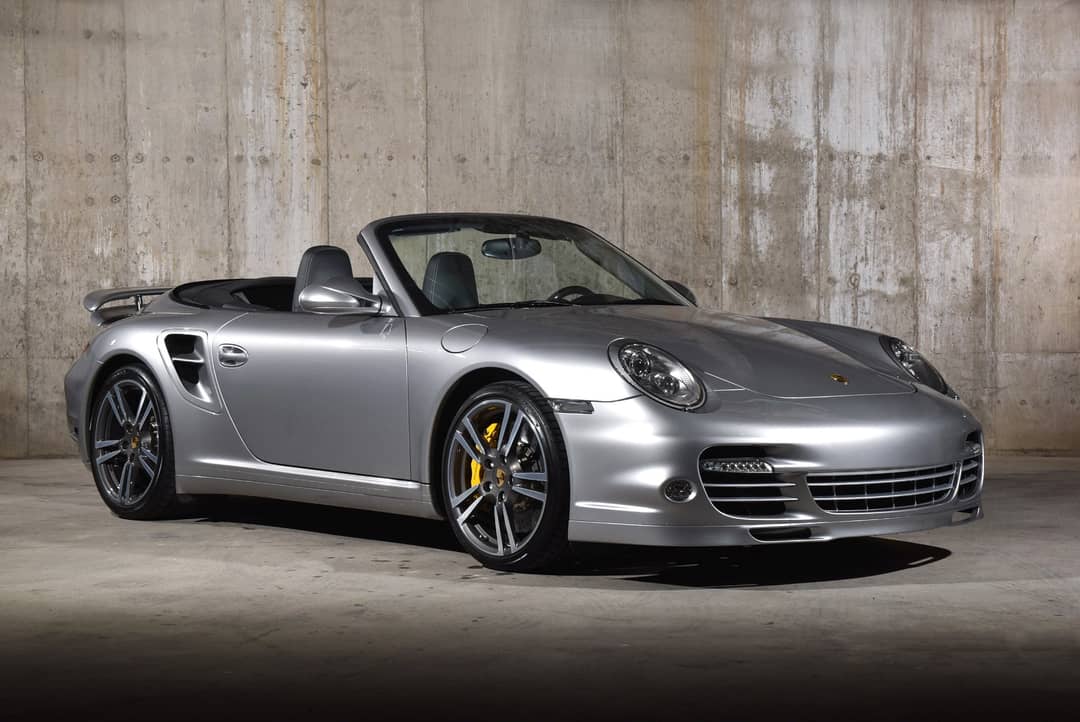 2011 Porsche 911 Turbo S — photo 2