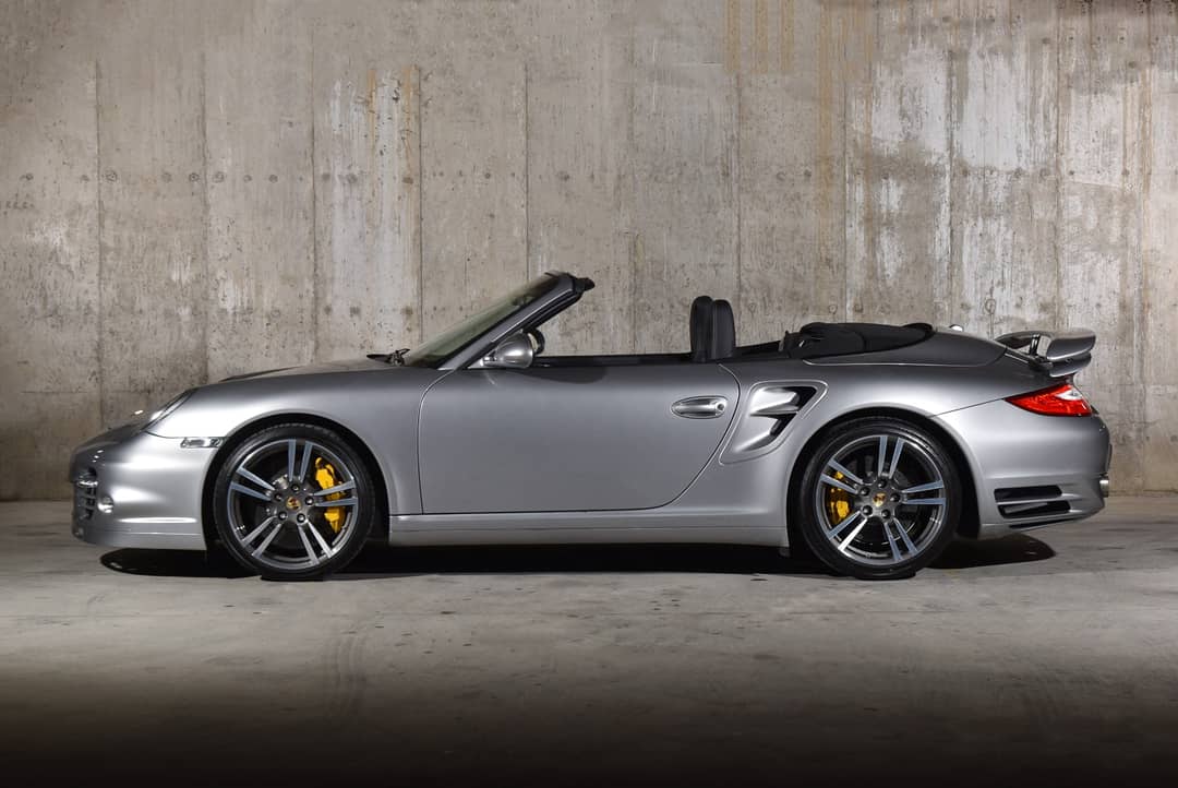 2011 Porsche 911 Turbo S — photo 22