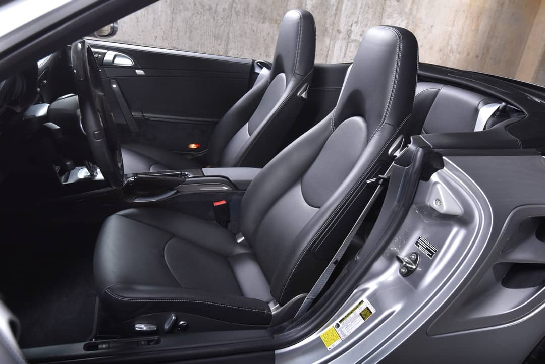 2011 Porsche 911 Turbo S — photo 24