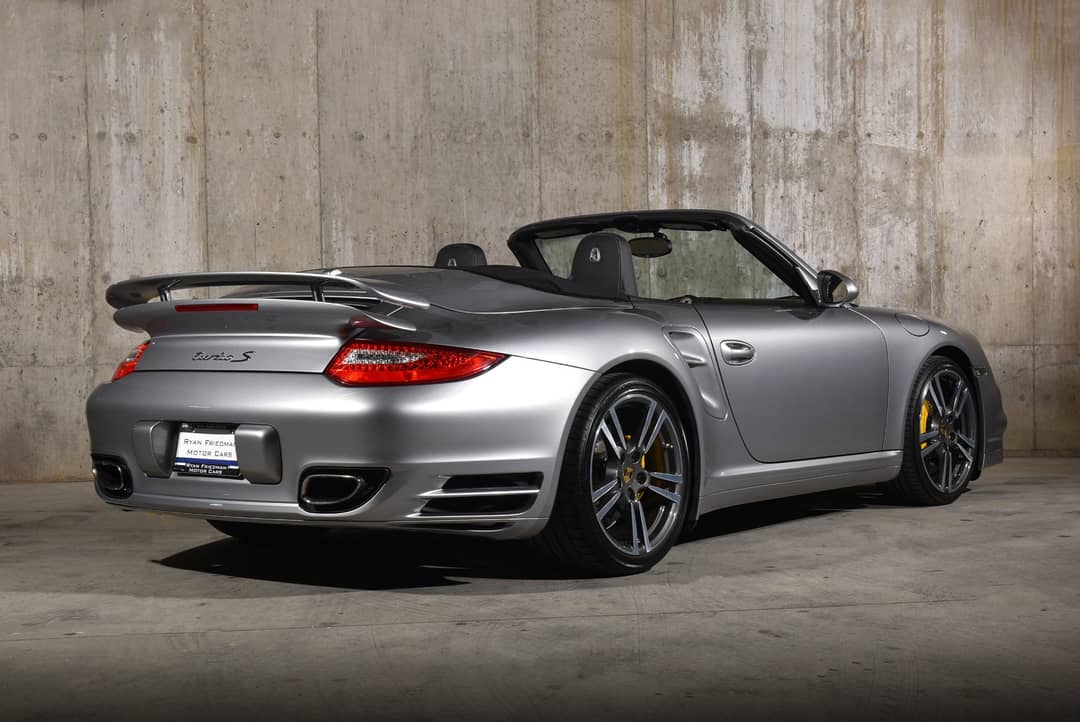 2011 Porsche 911 Turbo S — photo 4