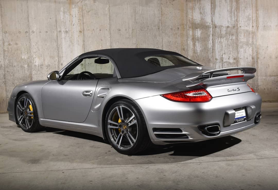 2011 Porsche 911 Turbo S — photo 37
