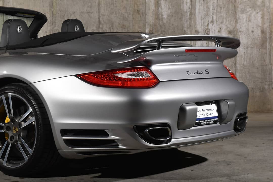 2011 Porsche 911 Turbo S — photo 38