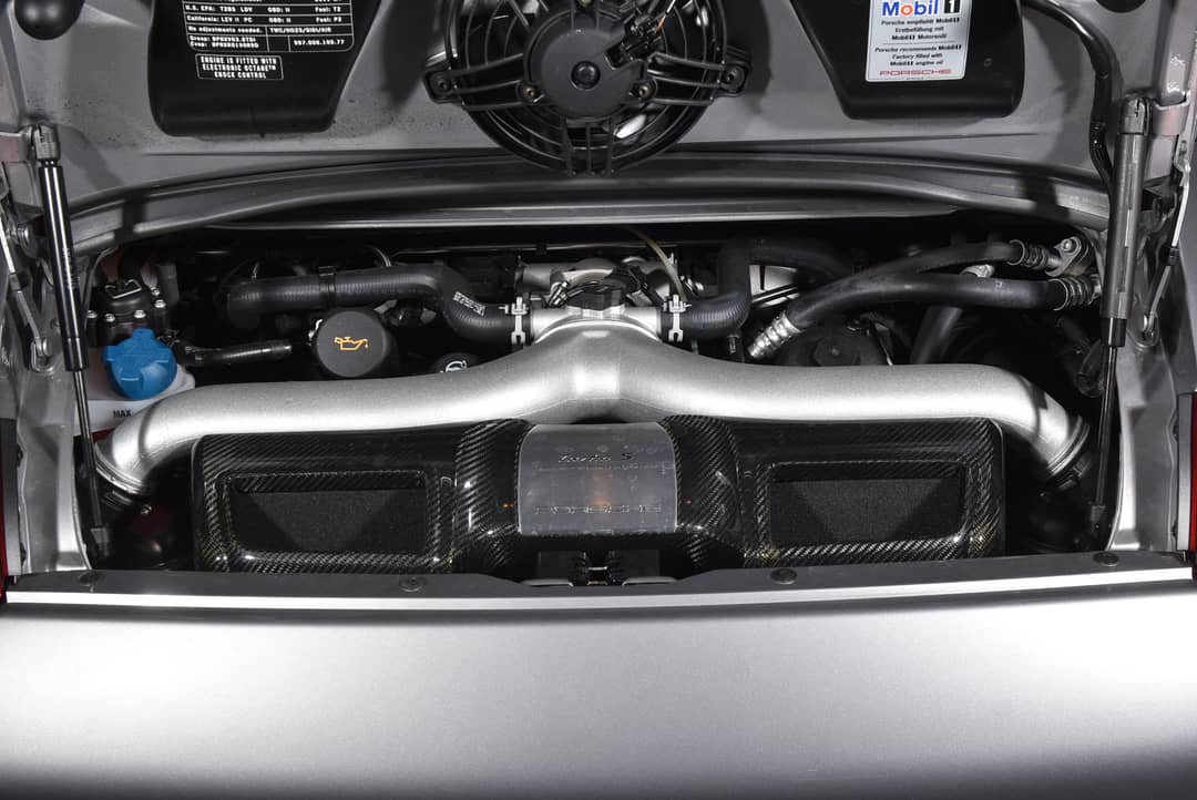 2011 Porsche 911 Turbo S — photo 41