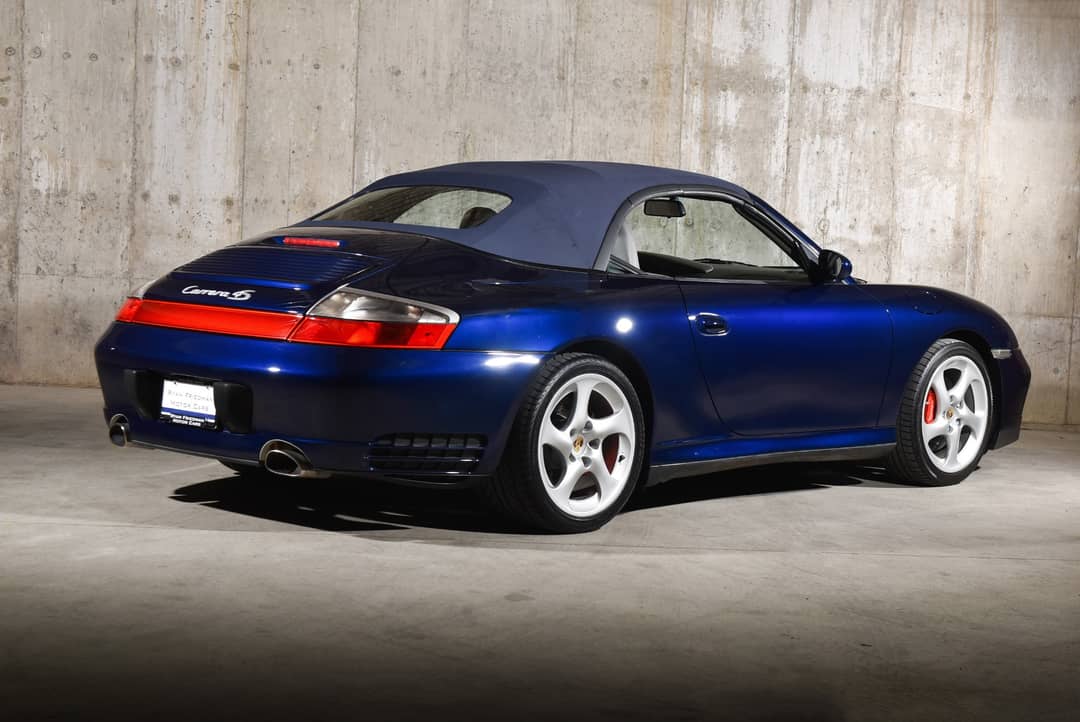 2004 Porsche 911 Carrera 4S — photo 20
