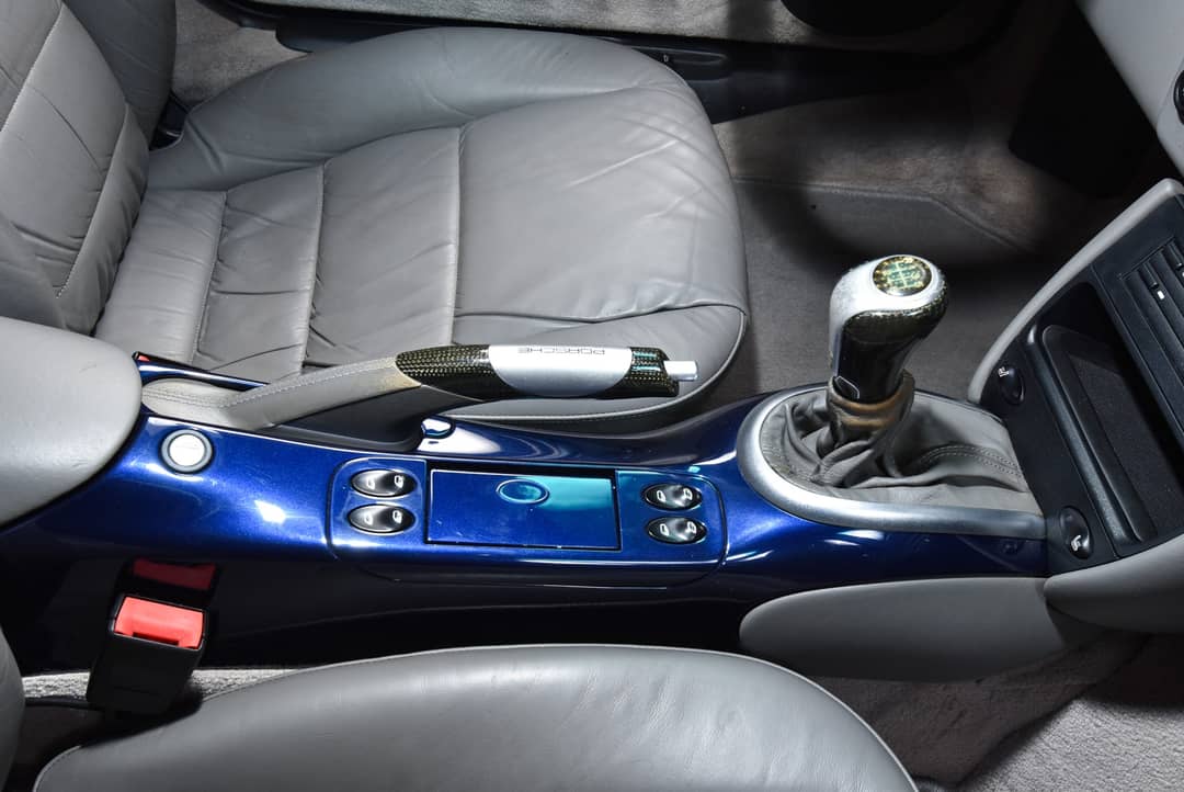 2004 Porsche 911 Carrera 4S — photo 25