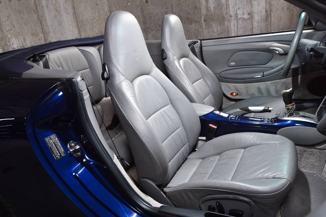 2004 Porsche 911 Carrera 4S — photo 26