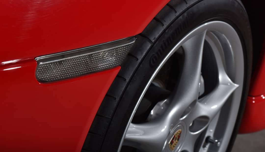 2002 Porsche 911 Carrera 4 — photo 19