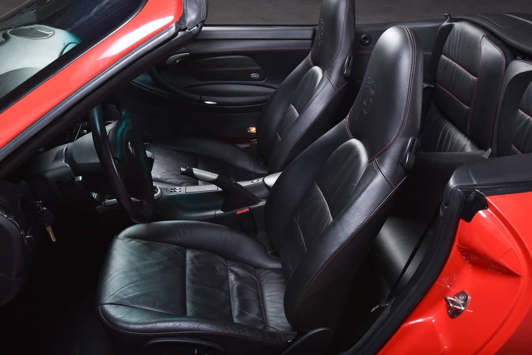 2002 Porsche 911 Carrera 4 — photo 21