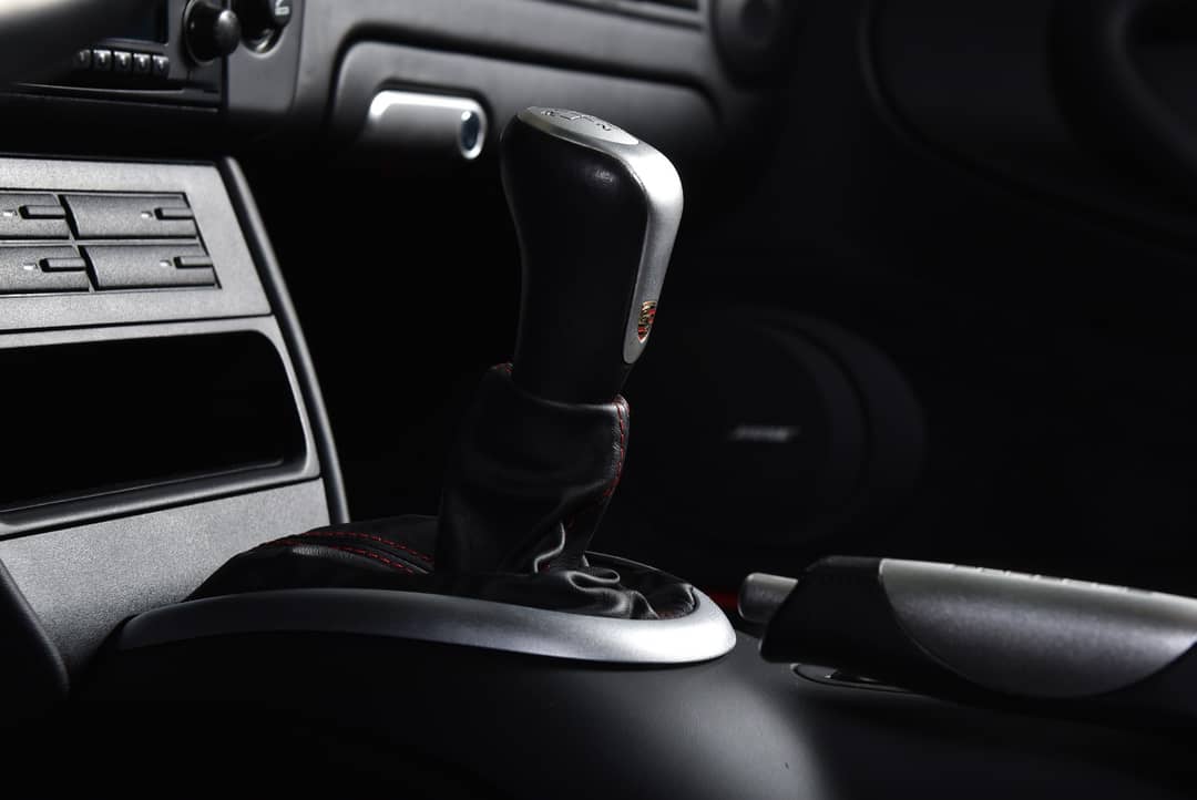 2002 Porsche 911 Carrera 4 — photo 31