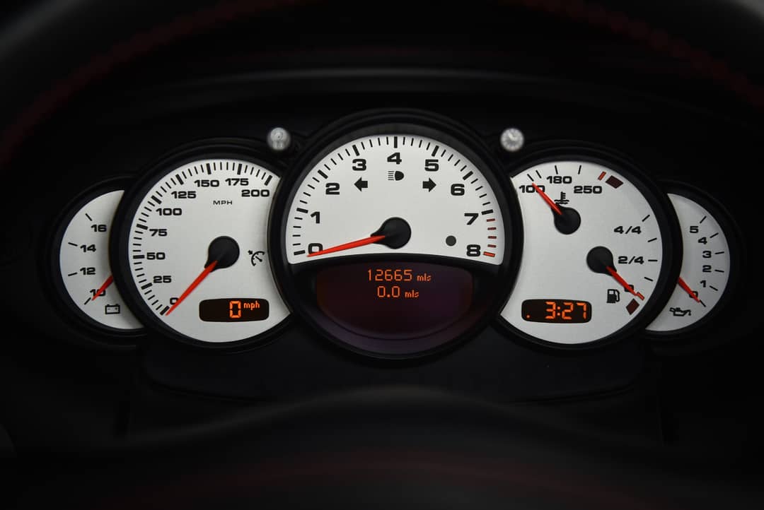 2002 Porsche 911 Carrera 4 — photo 40