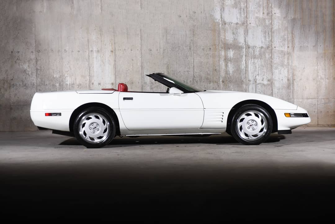 1991 Chevrolet Corvette — photo 13