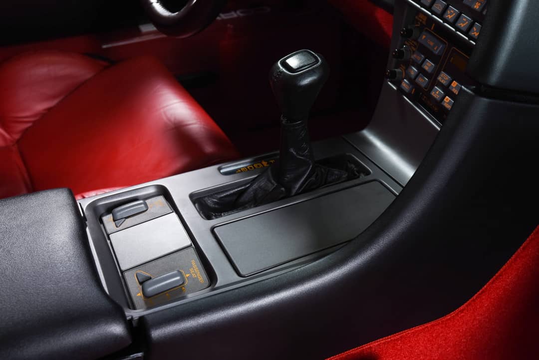 1991 Chevrolet Corvette — photo 23