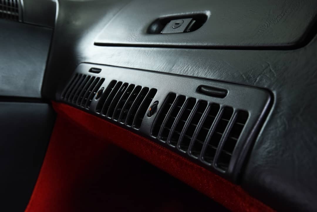 1991 Chevrolet Corvette — photo 28