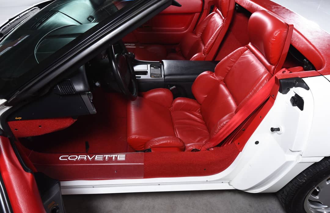 1991 Chevrolet Corvette — photo 30
