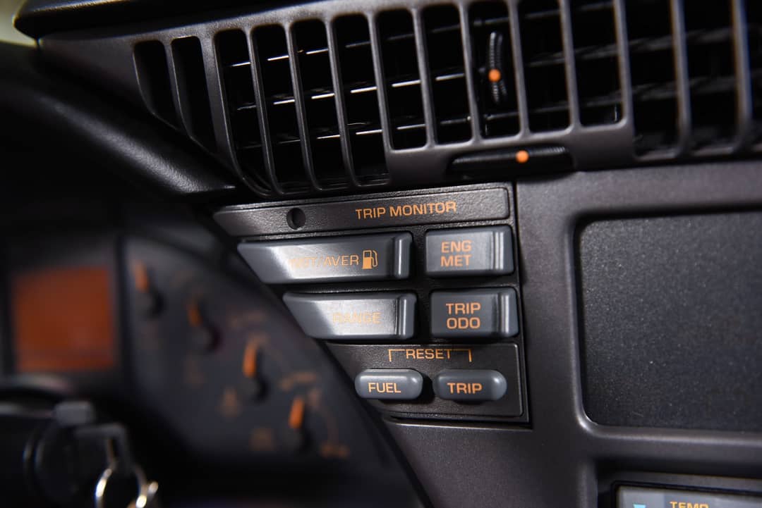 1991 Chevrolet Corvette — photo 35