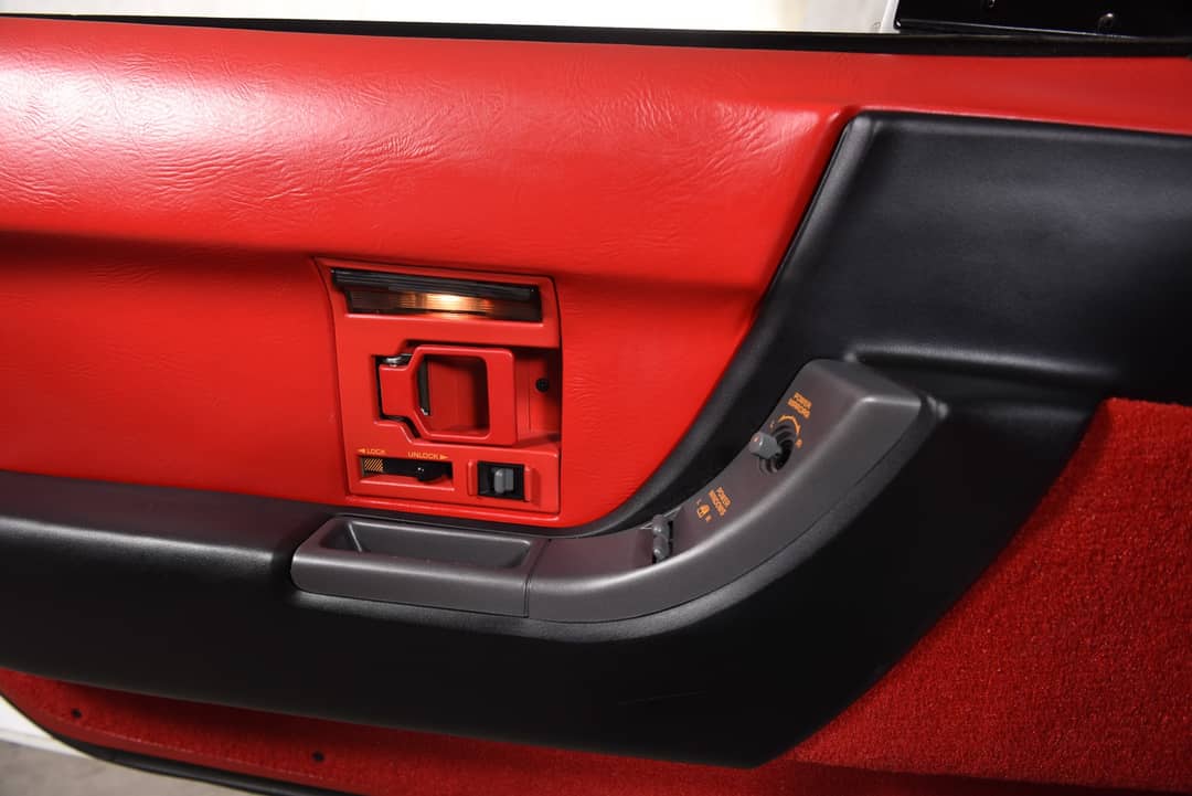 1991 Chevrolet Corvette — photo 36