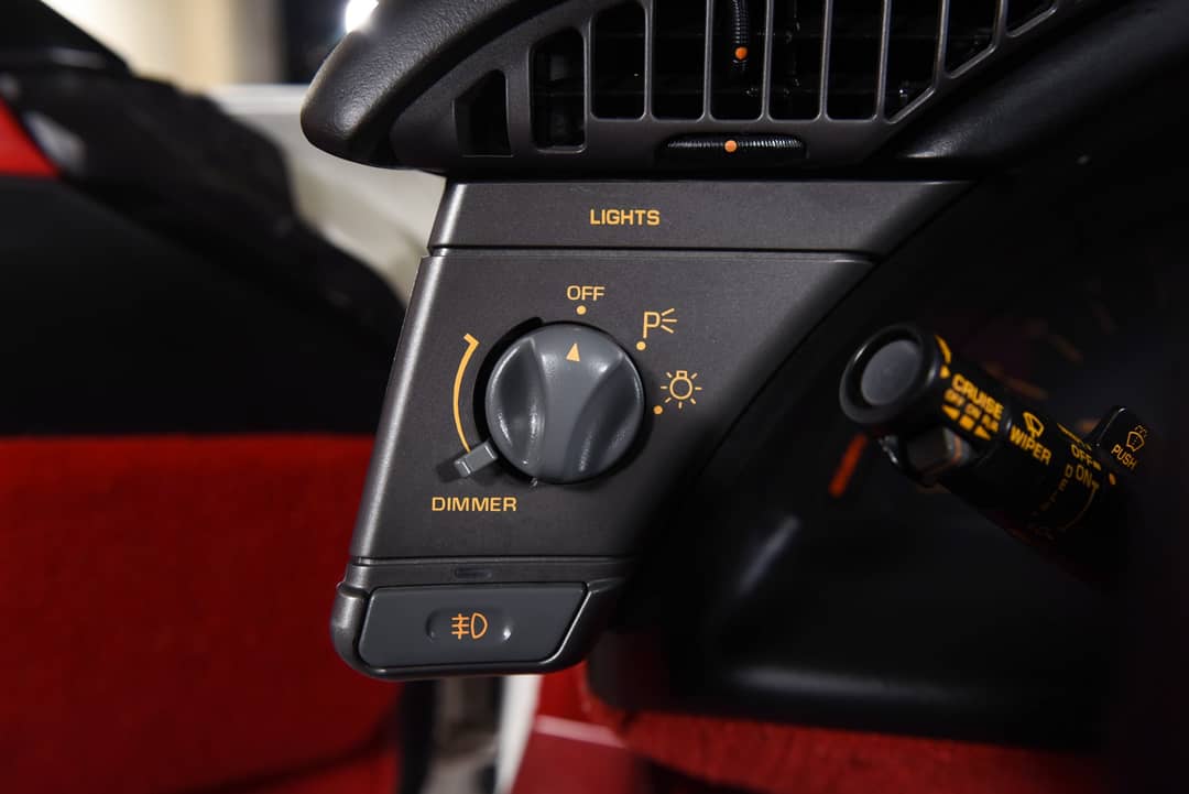 1991 Chevrolet Corvette — photo 37