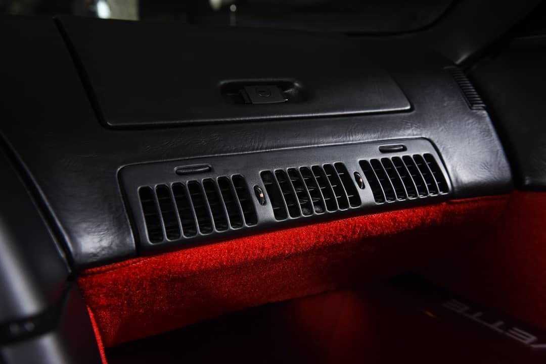 1991 Chevrolet Corvette — photo 38
