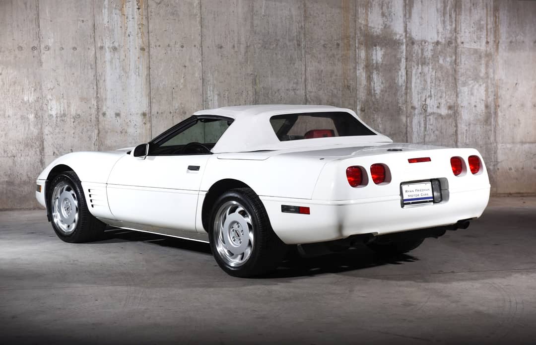 1991 Chevrolet Corvette — photo 5