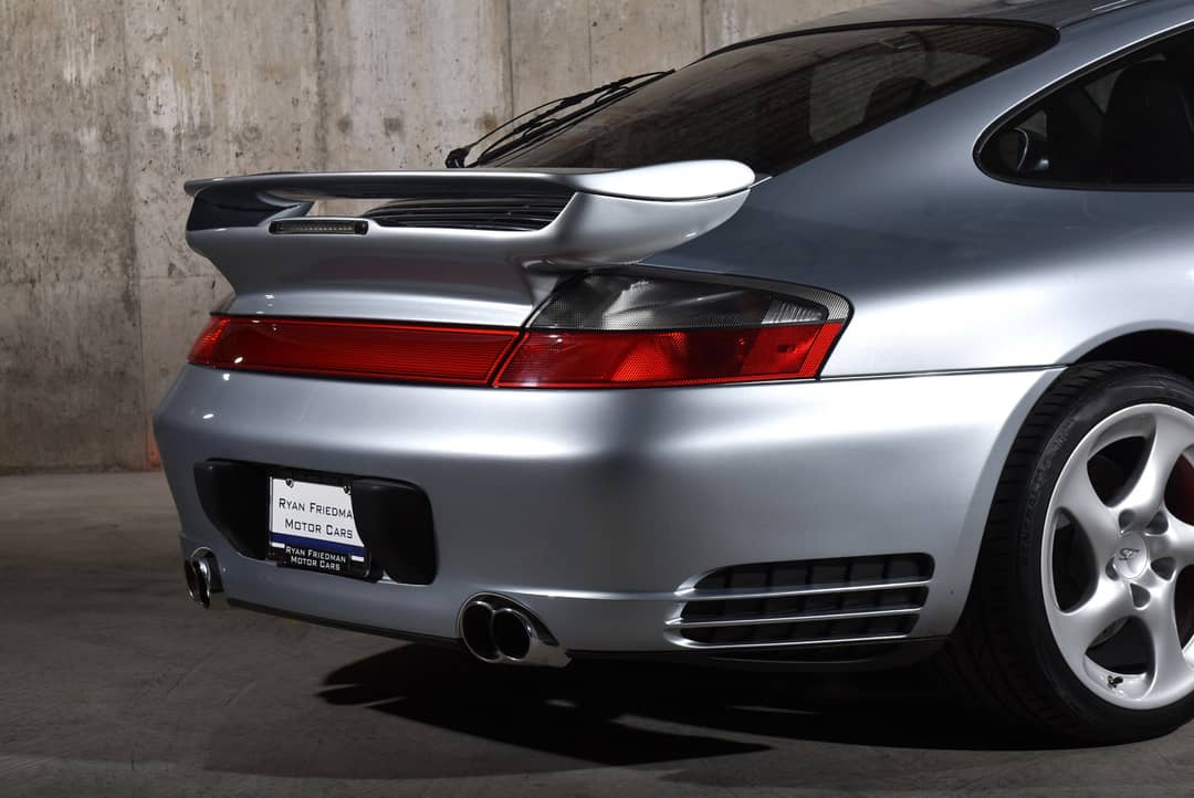 2004 Porsche 911 Carrera 4S — photo 9