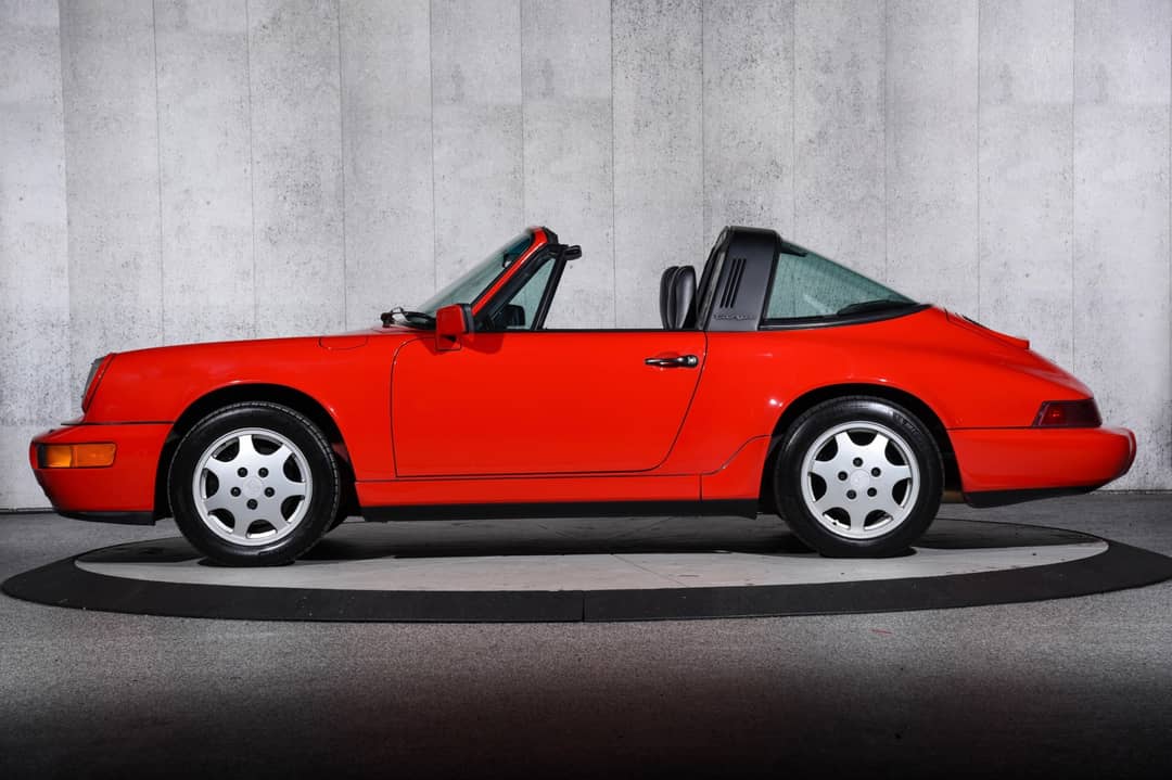 1990 Porsche 911 Carrera 2 — photo 11