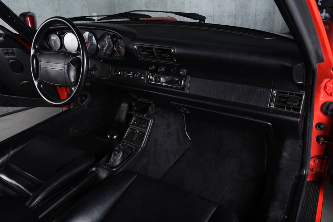 1990 Porsche 911 Carrera 2 — photo 13
