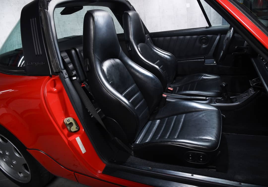 1990 Porsche 911 Carrera 2 — photo 14
