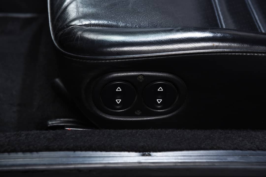 1990 Porsche 911 Carrera 2 — photo 22