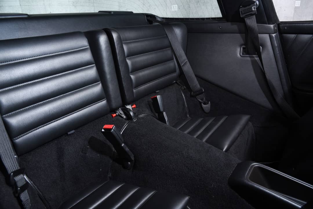 1990 Porsche 911 Carrera 2 — photo 24