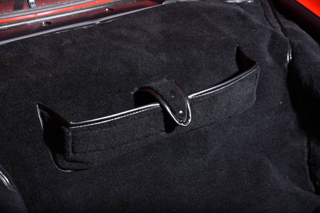 1990 Porsche 911 Carrera 2 — photo 27