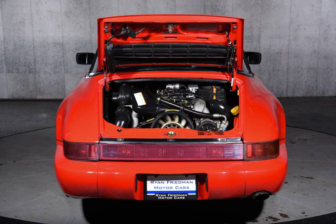 1990 Porsche 911 Carrera 2 — photo 31