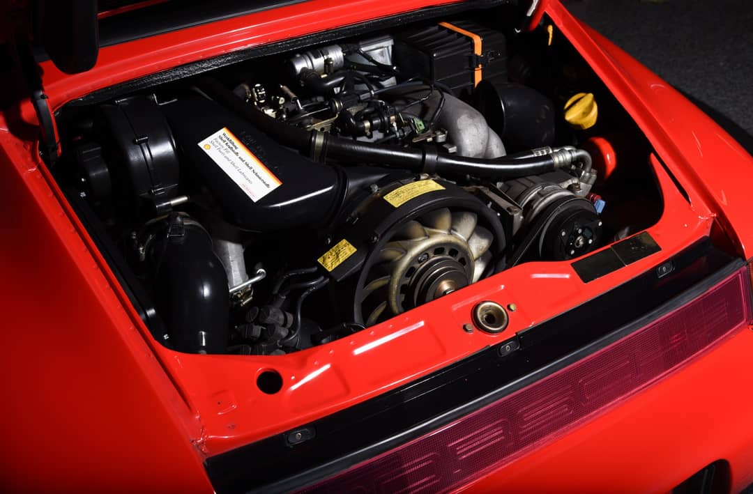 1990 Porsche 911 Carrera 2 — photo 33