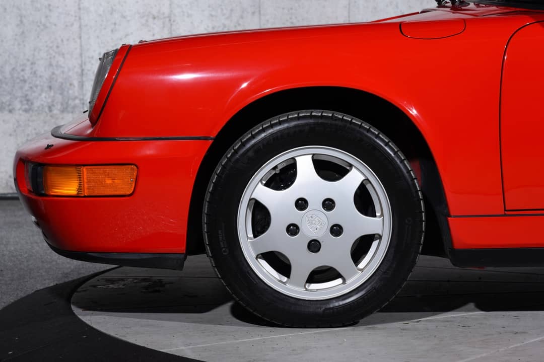 1990 Porsche 911 Carrera 2 — photo 38